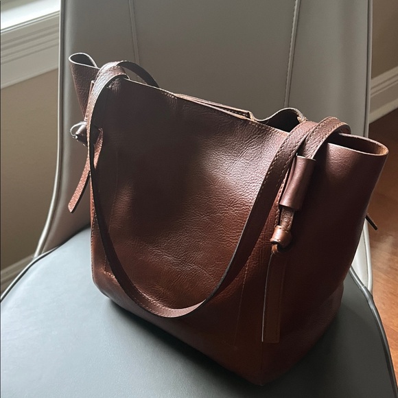 Madewell Brown Leather Tote Bag - Picture 2 of 9